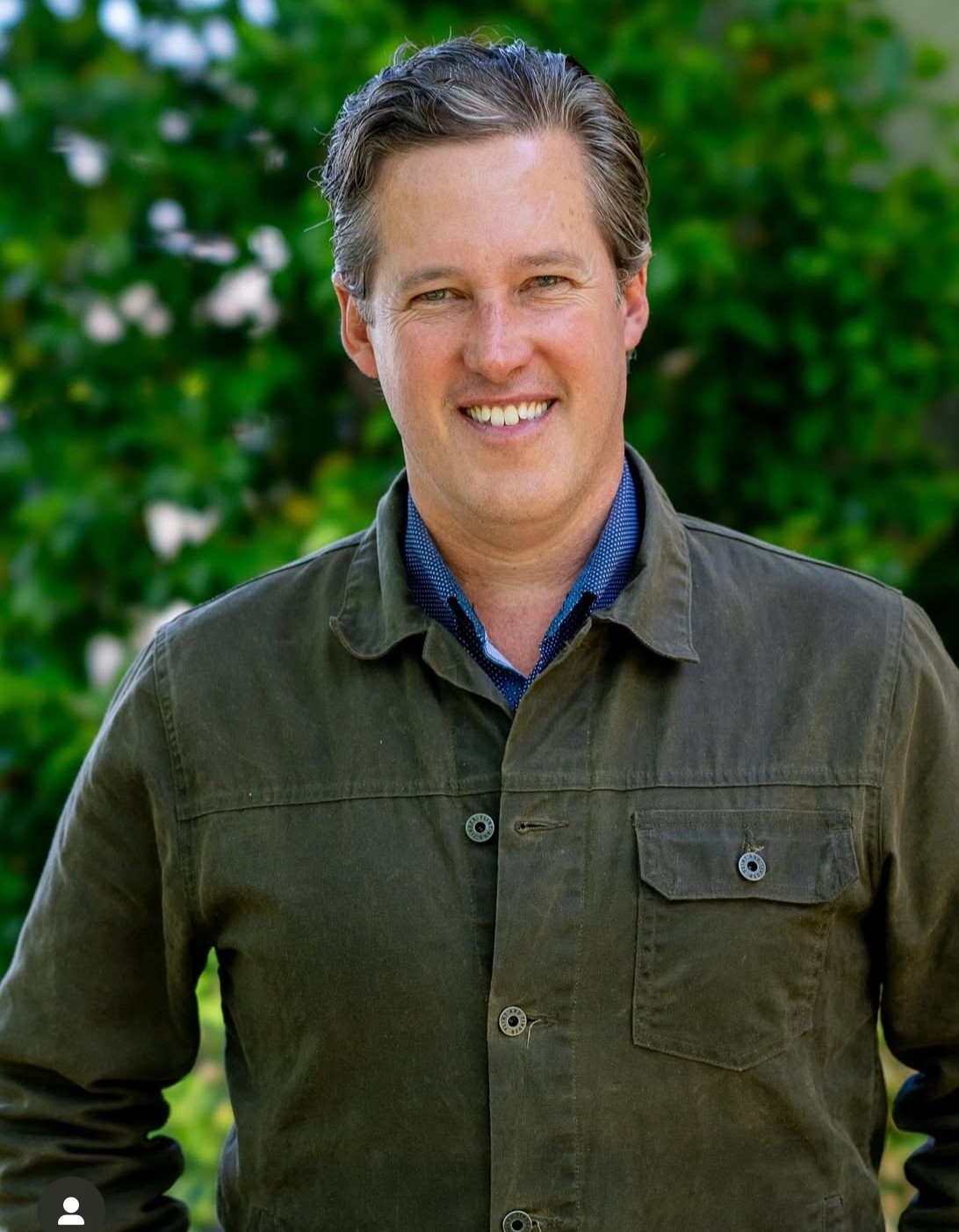 Saga Robotics Thorvald autonomous UV-C robot in vineyards